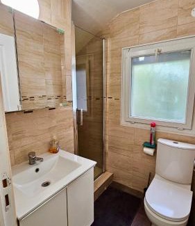 Epinay-sur-Seine Apartamento | Chambre style hôtelière dans logement partagé, L'Executive Paris & Stade de France