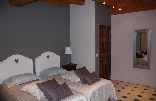 Tendu Cama Y Desayuno | chambre Capucine-Doble con dos camas-Baño privado con bañera-Superior-Vista a...