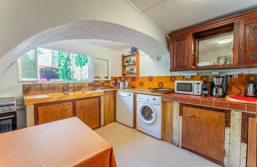 Collias Apartamento | Habitación "Vieille France" con piscina, jardín y encanto provenzal en Collias