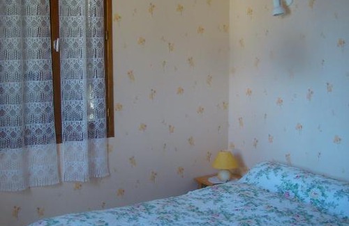 Saint-Pierre-Lafeuille Cama Y Desayuno | CHAMBRES D'HOTES LES GRAVES