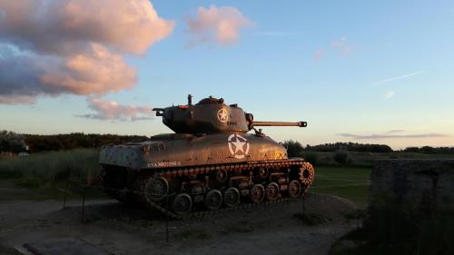 Sainte-Mere-Eglise Cama Y Desayuno | Chambres d'Hôtes et Table d'Hôtes- Valentine 44
