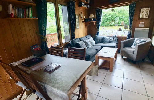 Les Houches Chalet De Esquí | Valle de Chamonix chalet en zona tranquila con jardín soleado y vistas abiertas