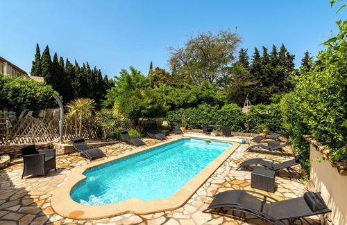 Fabrezan Casa | Casa rural de encanto con piscina, en una propiedad viticola a 30 min del mar.