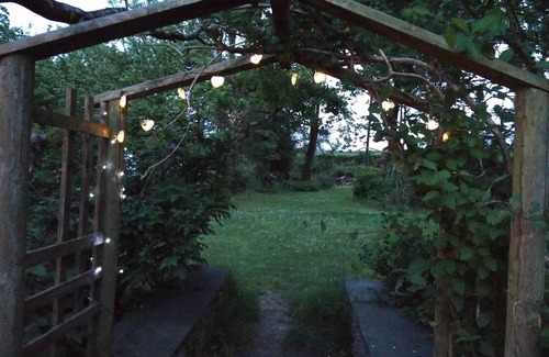 Newchapel Cabaña | casa de campo con mucho carácter en la hermosa y tranquila, ubicación cerca de las zonas rurales a la costa.