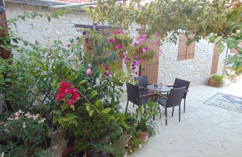 Kalavasos Apartamento | Charalambos Holiday Cottage