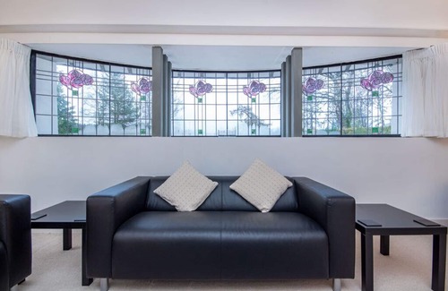 Inverarnie Casa | Charles Rennie Mackintosh Scottish Art Nouveau Self Catering Holiday Let