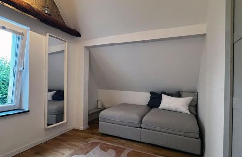 Neustadt-Konigsbach Casa | Charmantes Häuschen am Waldrand