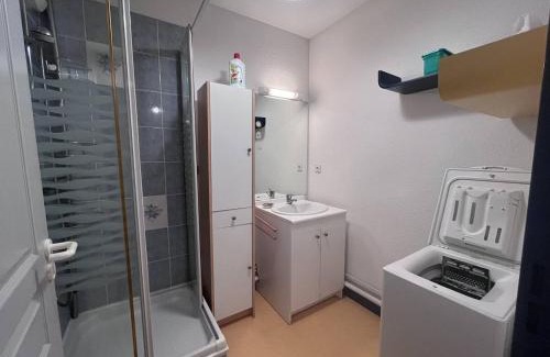 Cauterets Apartamento | Charmant appartement avec terrasse et parking privé à Cauterets - FR-1-812-110