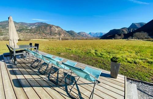 Rochebrune Casa | Charmant logement entre Lac et Montagne