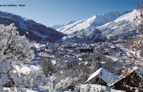 Valloire Apartamento | Charmant Studio Cabine 3 Pers. - Sud, Centre Valloire, Balcon, Parking et Proche Télécabine - FR-1-263-8