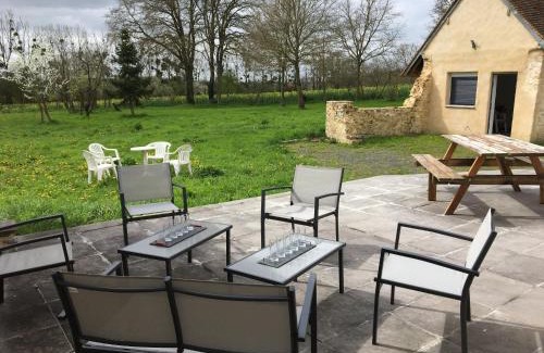 Avesse Casa | Charmante Fermette avec Jardin, Terrasse et 4 Chambres - Idéale pour Familles et Amis - FR-1-410-436