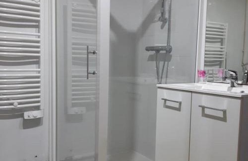 Lavoine Casa | Charmante Fermette avec Jardin, Proche Randonnées et Ski, à Lavoine - FR-1-489-136