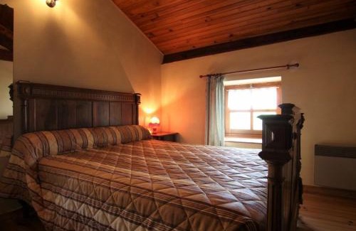 Ceaux-d'Allegre Casa | Charmante maison en pierres avec terrasse, proche cité médiévale, nature et lac - FR-1-582-19