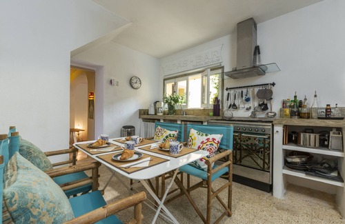 Andraitx Casa | Charmantes Dorfhaus mit Meerblick im Ältesten Teil von Andratx