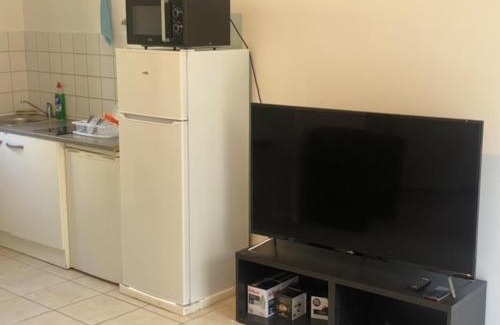 Goussainville Apartamento | Charming 1-Bed Apartment 20 mins to Paris by train