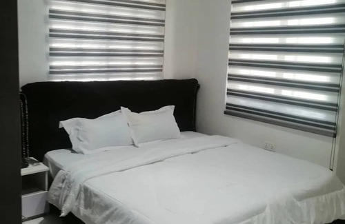 Adentan Cabina | Charming 1-bedroom lodge in superb Accra with AC