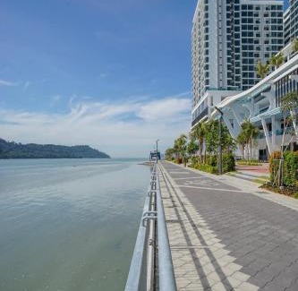 Bayan Lepas Apartamento | charming 1br retreat in bayan lepas 1car park Malaysian guest only Netflix