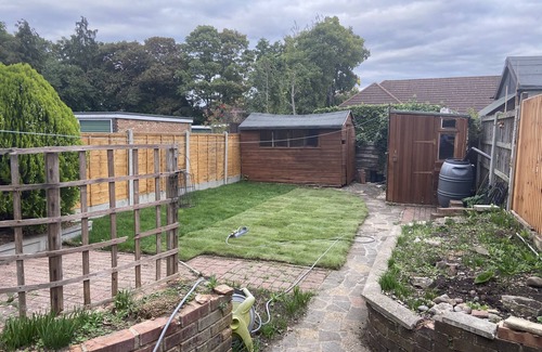 Brentwood Casa | Charming 2 Bed Brentwood Victorian Conversion Flat with a garden & Free Parking