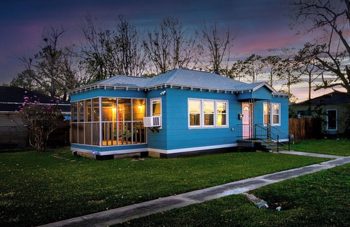 Thibodaux Casa | Charming 2-bedroom bungalow with lots of outdoor space to enjoy in Thibodaux