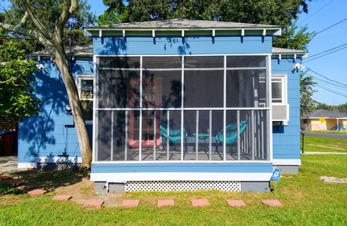 Thibodaux Casa | Charming 2-bedroom bungalow with lots of outdoor space to enjoy in Thibodaux