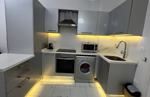 Dahar Chalet De Esquí | Charming 2-Bedroom Chalet in Hurghada with AC, WiFi & Beach Access