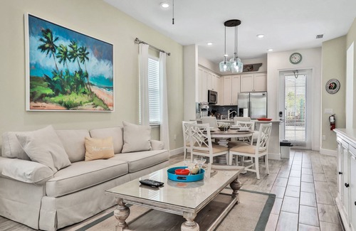 West Kissimmee Cabaña | Charming 2BD Cottage near Hotel & Disney