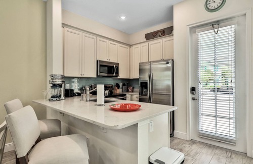 West Kissimmee Cabaña | Charming 2BD Cottage near Hotel & Disney
