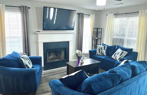 Jonesboro Casa | Charming 3-bedroom house in Metro Atlanta