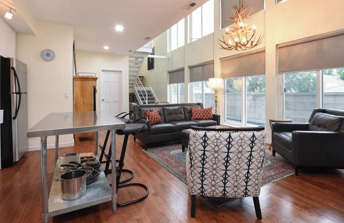 West Bucktown Casa | Charming 3-BR House in Logan Sq