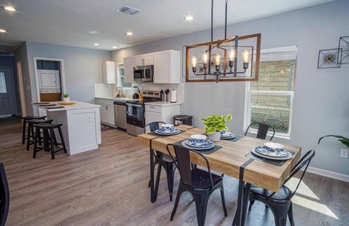 Eastside Promise Neighborhood Casa | Charming 3BR 1BA Close to Vibrant Downtown