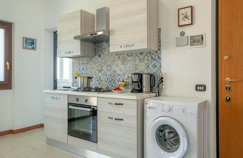 Limonta Apartamento | Charming 4-bed Apartment -lake Views & Balconies