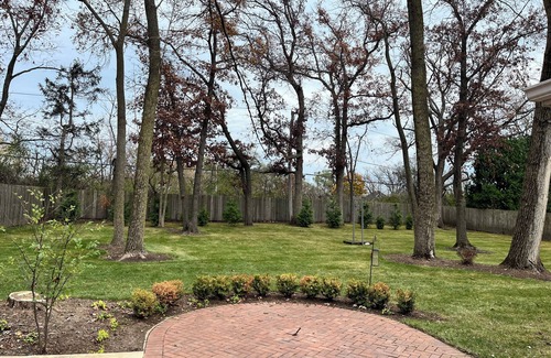 Lake Forest Casa | Charming 4-bedroom ranch house near downtown Lake Forest with AC, WiFi