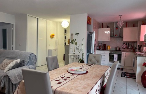 Ondres Apartamento | Encantador apartamento en Ondres para 4 personas con logia y aparcamiento