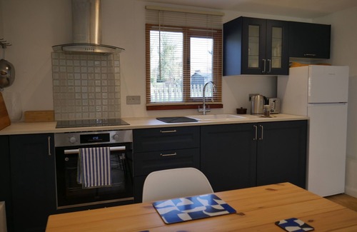 Watlington Casa | Charming barn situated it's own little orchard