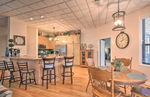 Tate Apartamento | Charming Bent Tree Home w/ Wraparound Deck!