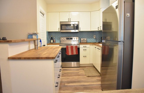 Sunset Beach Casa | Charming bungalow steps from the beach