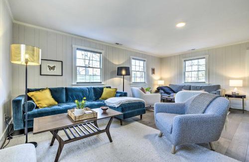 Carrboro Casa | Charming Carrboro Home - Walk to Downtown!