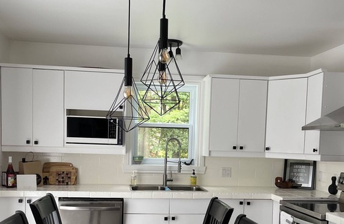 Knowlton Chalet De Esquí | Charming Chalet Willow with lake access and close to ski slopes