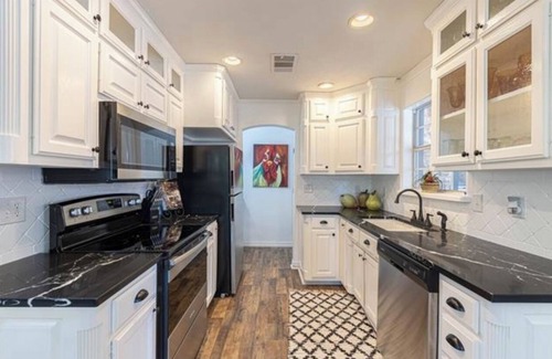 Paluxy Casa | Charming Chalk Mountain Retreat near Glen Rose, Hico, Stephenville, Granbury