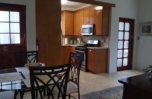 Southampton Cabaña | Encantadora y cómoda cabaña nueva cerca de las comodidades