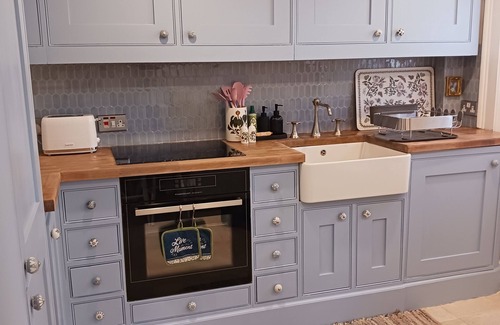 Welwyn Cabaña | Charming cottage in the beautiful village of Welwyn. Pet-friendly!