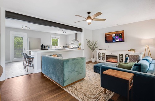 Weaverville Casa | Charming Cottage in the Heart of Weaverville – Walk to Downtown!