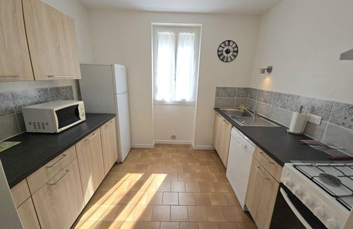 Domme Cabaña | Casa rústica de 2 habitaciones con wifi, terraza y vistas increíbles cerca de Domme