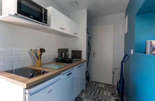 Montbizot Cabaña | ¡Gîte luminoso y acogedor cerca de Le Mans con jardín y terraza!