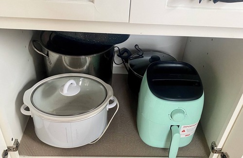 Chaumont Casa | Charming cottage on Chaumont Bay, pet friendly, kayaks, dock, ICE FISHING