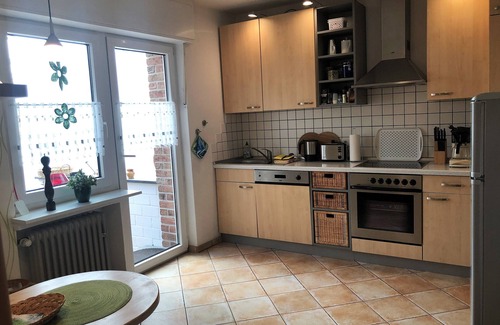 Dormagen Casa | Encantadora casa de campo con 2 dormitorios y impresionante panorámica a precios bajos!