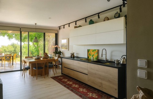 Caesarea Cabaña | Charming cottage with garden and sea view in area with gym and pool in Caesarea