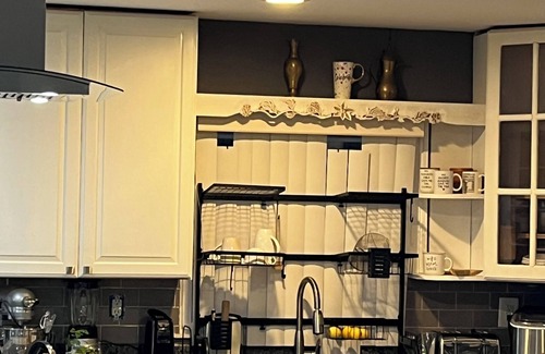 La Plata Casa | Charming, Cozy Chimney Suite Studio DC Area