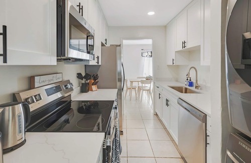 Herndon Casa | Charming Dulles Oasis 3bed/2.5ba/IAD Family/pet friendly