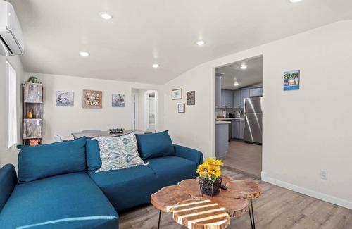 Bonita Casa | Charming Escape with Stylish Decor & Outdoor Space